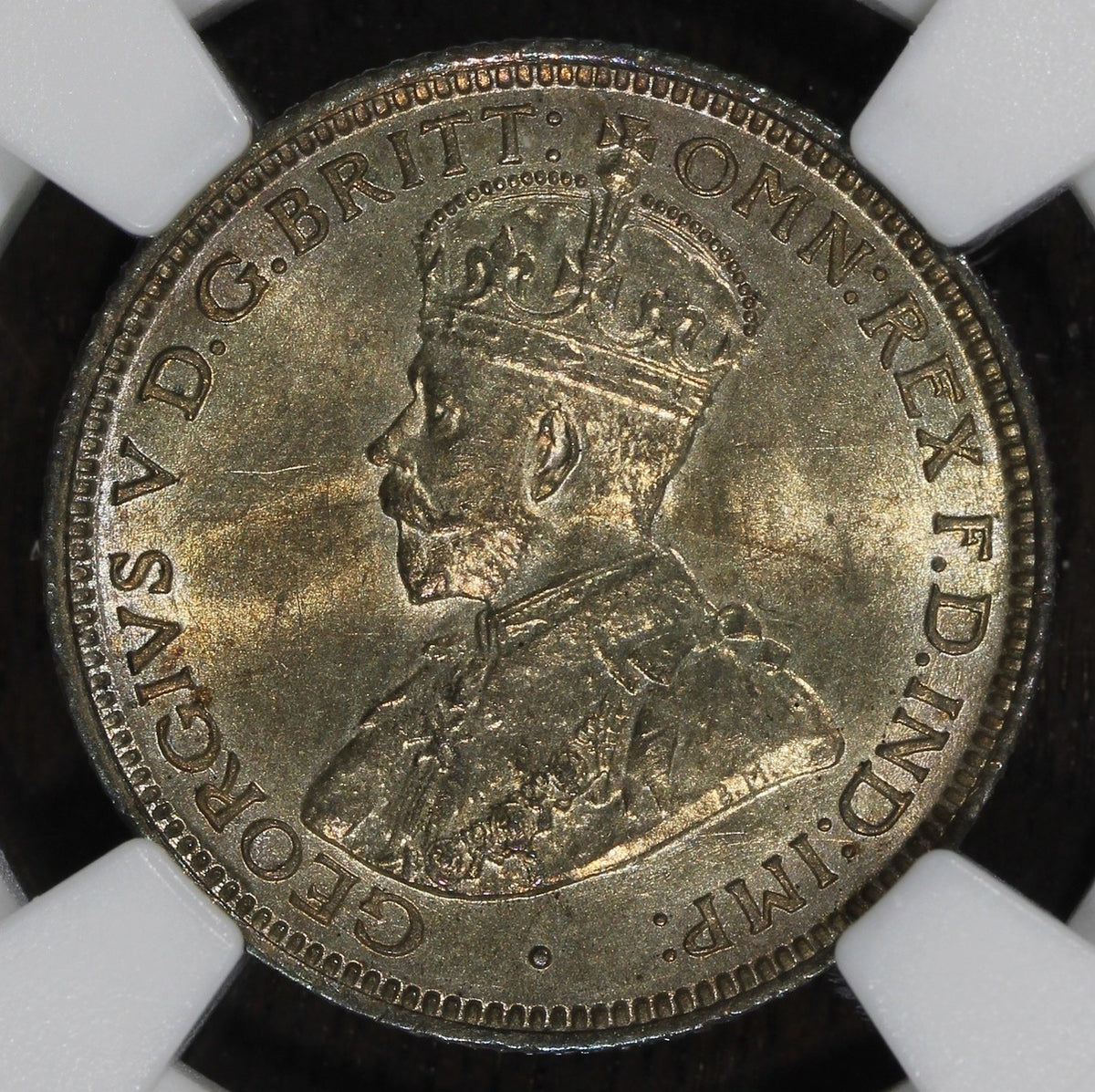 1911 (MS63) Australia Sixpence 6P NGC - Golden Luster