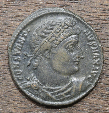 Constantine the Great Roman Empire BI Nummus 307-337 Two Standards Reverse